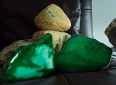 How to Check Real Jade Without Relying on Guesswork